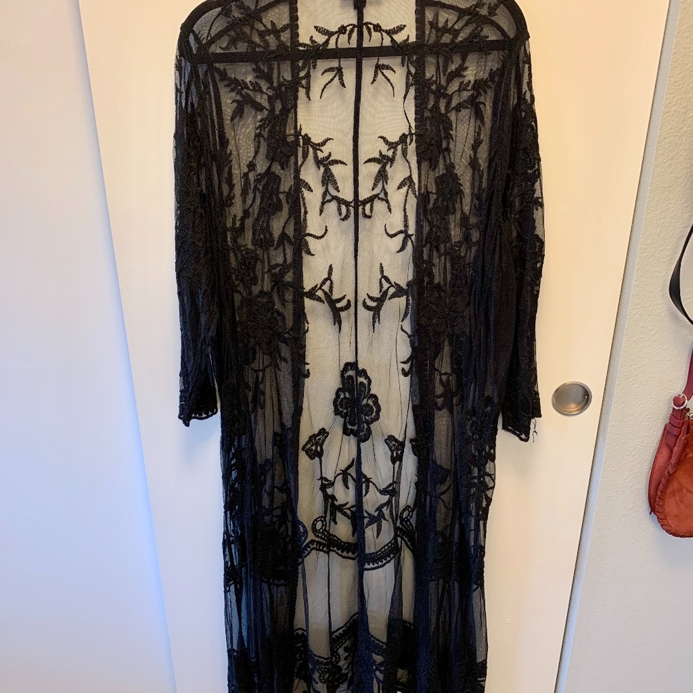 Ronni Nicole Long Black Lace Kimono